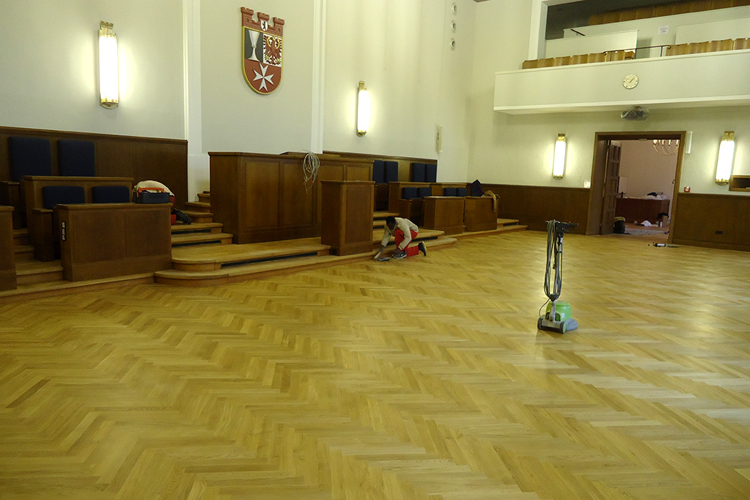 Parkett verlegen und schleifen Berlin